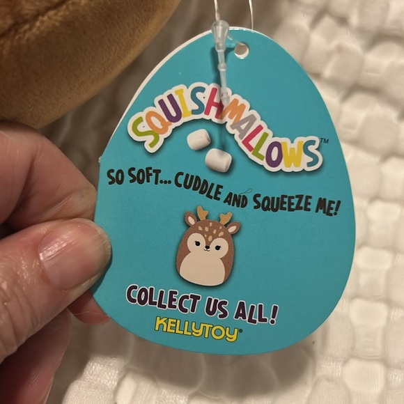 Dawn the Deer 5 inch Squishmallow - Picture 6 of 11